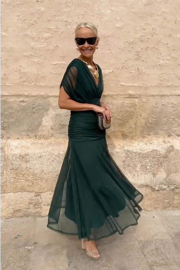 Louise | Elegáns Maxi Ünnepi Ruha V-alakú Kivágással
